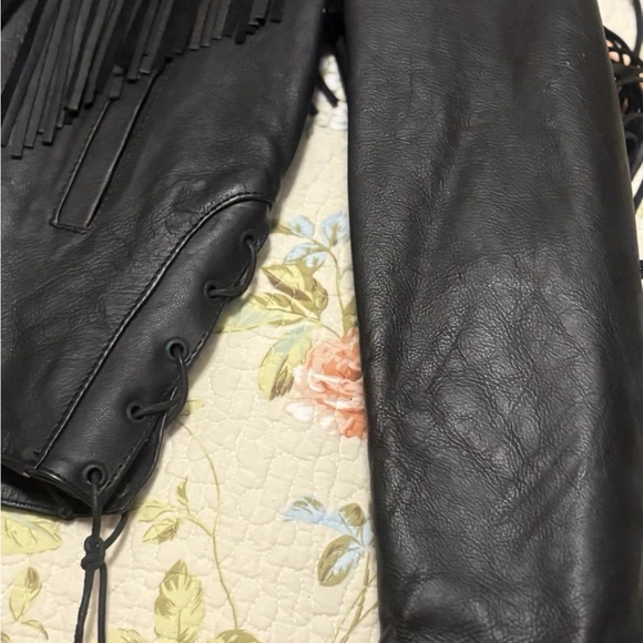 Women’s Black Fringe Leather Biker Motorcycle Jacket Rose Pattern Size Large - Picture 4 of 14